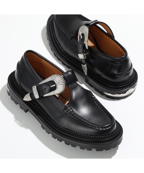 TOGA PULLA バックル たすかっ ローファー