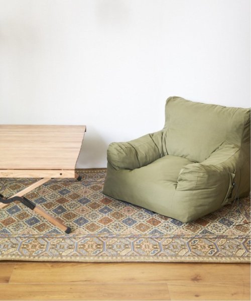 【OUTPUT LIFE】コンプレッションガーデンソファ 自動膨張式 時間 OUTPUT LIFE 自動的に膨らみます 本体が膨らむ時間の目安は 早くフワフワに膨らませるポイントは手でカバーを叩いたり 本体を振ると効果的です カバーのシワは数日で自然に消えます