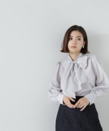 NATURAL BEAUTY BASIC/ギャザーショルダーリボンブラウス　24SS/505780638