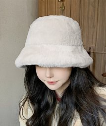 Dewlily(デューリリー)/ボアバケットハット レディース 10代 20代 30代 韓国ファッション カジュアル 可愛い 大人 秋 冬 おしゃれ 帽子 シンプル もこもこ 無地/ホワイト