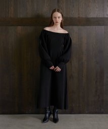 MIELI INVARIANT(ミエリ インヴァリアント)/2Way Tuck Knit Dress/ブラック