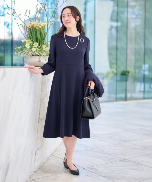 【セレモニー／セットアップ可能／洗える】TWC フィット＆フレアワンピース また TWC