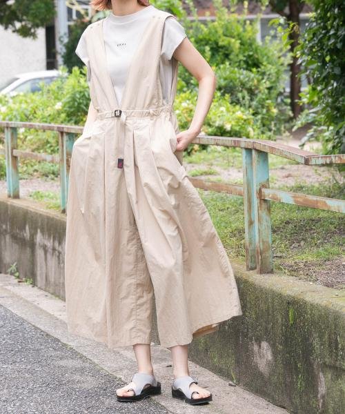 『別注』『撥水/2WAY仕様』GRAMICCI　アクティブナイロンサロペット パンツの2WAY仕様 165cm BEIGE