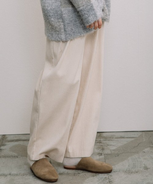 【Liyoca】太コールタックパンツ －手洗い可－ H165 B78 W58 Liyoca 5cm U1687884792(12870円)