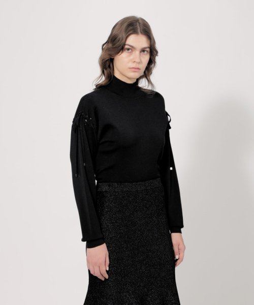 スーパーファインウール レースアップニットプルオーバー 