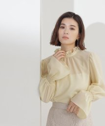 NATURAL BEAUTY BASIC(ナチュラルビューティーベーシック)/スタンドフリルネックブラウス/イエロー