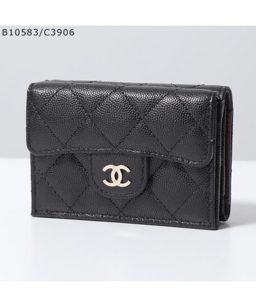 CHANEL 三つ折り財布 MATELASSE マトラッセ AP0230