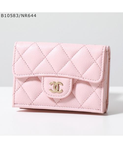 CHANEL 三つ折り財布 MATELASSE マトラッセ AP0230