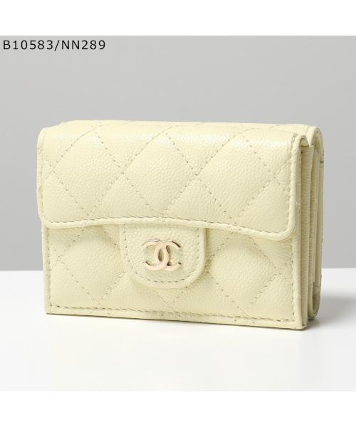 CHANEL 三つ折り財布 MATELASSE マトラッセ AP0230