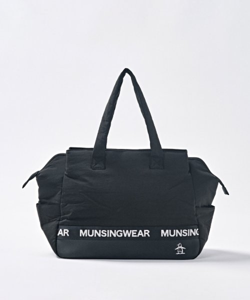 Munsingwear(マンシングウェア)/布帛素材あおりポケットボストンバッグ/ブラック