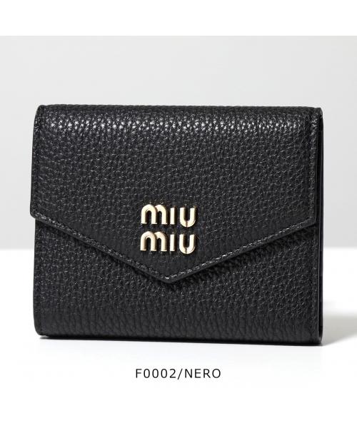 MIU MIU 二つ折り財布 黒 レザー MIU MIU 二つ折り財布 黒 レザー