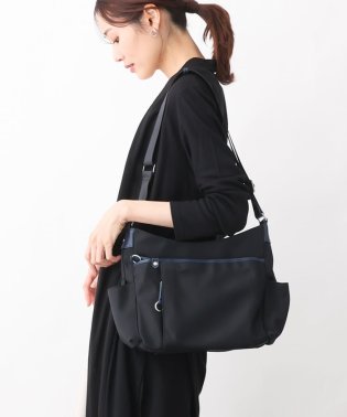 MK MICHEL KLEIN BAG/[撥水・ペットボトルホルダー付]アクセントレザーショルダーバッグ/505830619