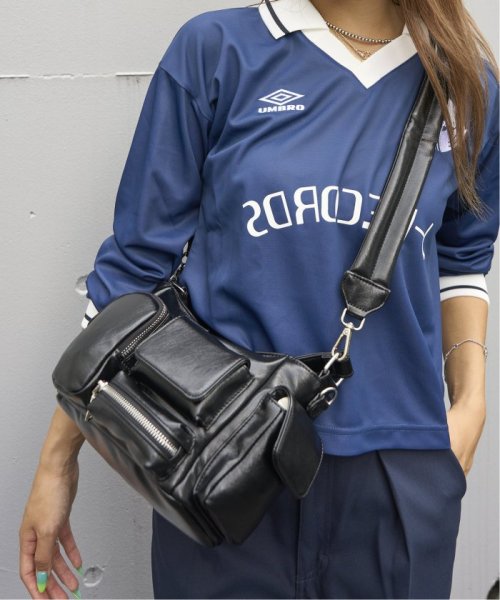 【ANNA SUI NYC/ アナスイエヌワイシー】マルチポケットチビバッグ ANNA SUI NYC/ アナスイエヌワイシー