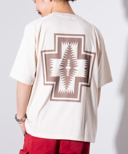 GLOSTER(GLOSTER)/【PENDLETON/ペンドルトン】バックプリント ラグランTシャツ ドロスト/オフホワイト