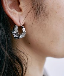 marjour(マージュール)/[SURGICAL]WAVINESS HOOP PIERCE/シルバー