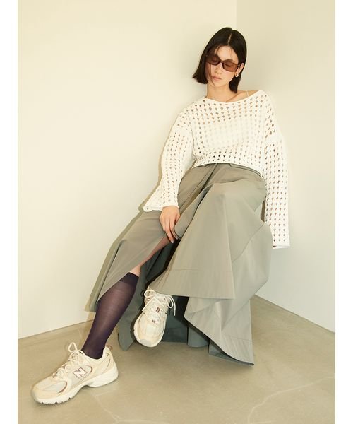 【emmi atelier】撥水ハイウエストフレアスカート EDITION/シアーオパール フレアスカート M1674757388(12870円)