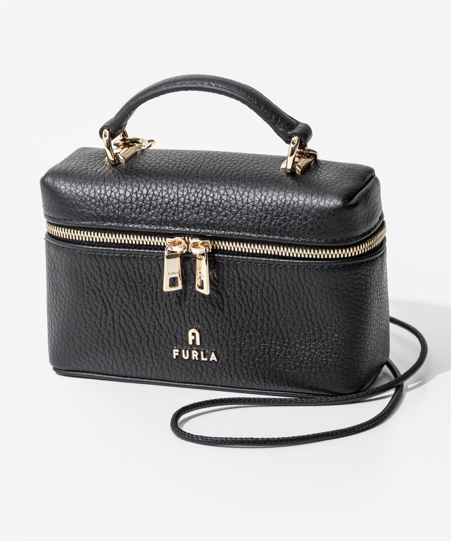 Furla micro store
