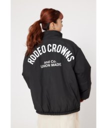 RODEO CROWNS WIDE BOWL(ロデオクラウンズワイドボウル)/LOGOスタンドネックブルゾン/BLK