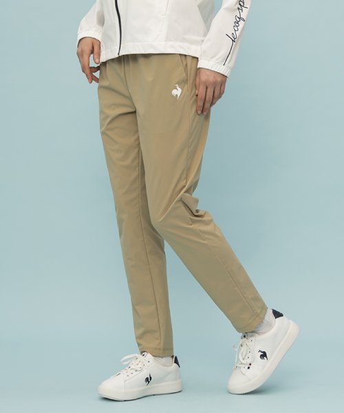 le coq sportif (ルコックスポルティフ)/【はっ水】ストレッチクロス ロングパンツ(池田エライザ着用)/ベージュ