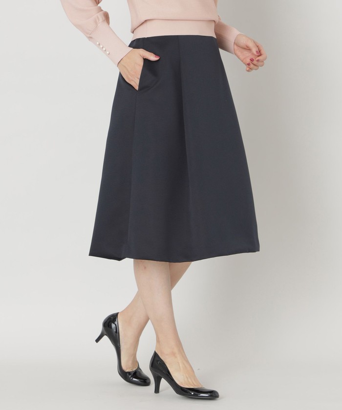TO BE CHIC トゥービーシック フレアスカート 黒46 大きいサイズ