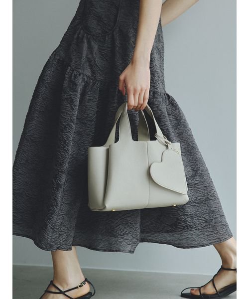 パーテーションミドルトートバッグ 予めご了承ください