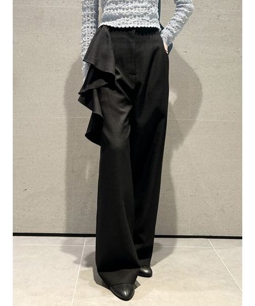 ラッフルディテールワイドパンツ 予めご了承ください