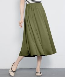SEU(エスイイユウ)/S－3XLまで対応落ち感が美しいAラインミディ丈スカート/グリーン