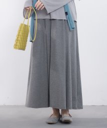 SEU(エスイイユウ)/S－XLまで対応落ち感が美しいAラインロング丈スカート/チャコールグレー