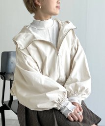 w closet/フード付ショートマウンテンパーカー/505857018