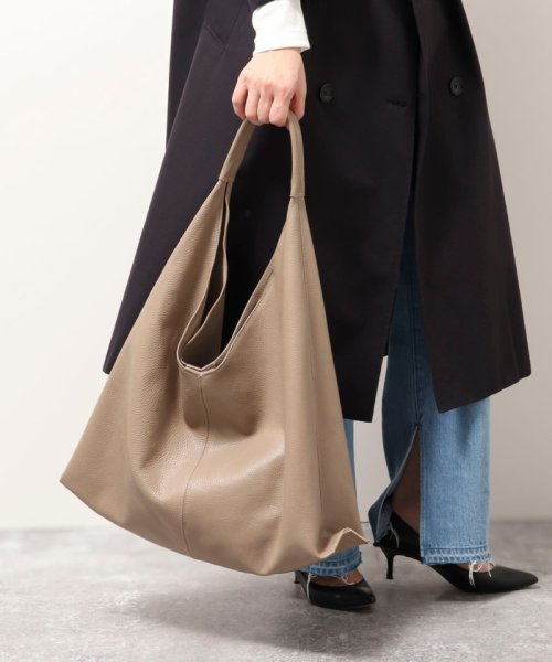 【AULENTTI/ オーレンティ】◇【WEB限定】チェーンミニバッグ付きワンショルダーバッグ WEB限定