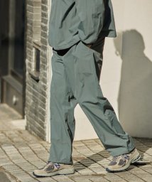 URBAN RESEARCH(アーバンリサーチ)/『URTECH』ナイロンパンツ/BLUE/GRAY