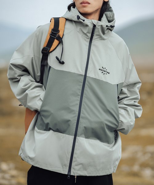 ZOON Iceland マウンテンパーカー つらく