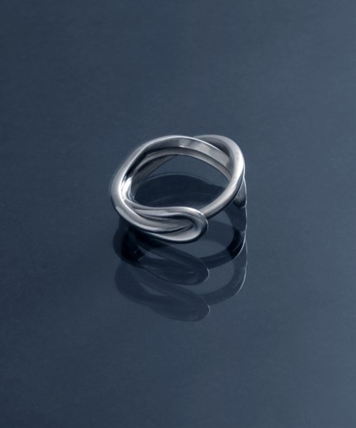 MAISON mou(メゾンムー)/【YArKA/ヤーカ】entwined curvaceous design ring [ducube heyt] / 絡み合う曲線美デザインリング/シルバー