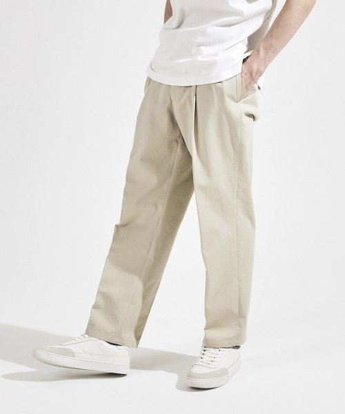 Penguin by Munsingwear(ペンギン　バイ　マンシングウェア)/STYLE M1A－2 TWO TUCK COTTON CHINO / スタイルM1A－2ツータックコットンチノ/ベージュ