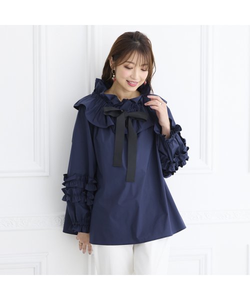 フリルカラーブラウス 