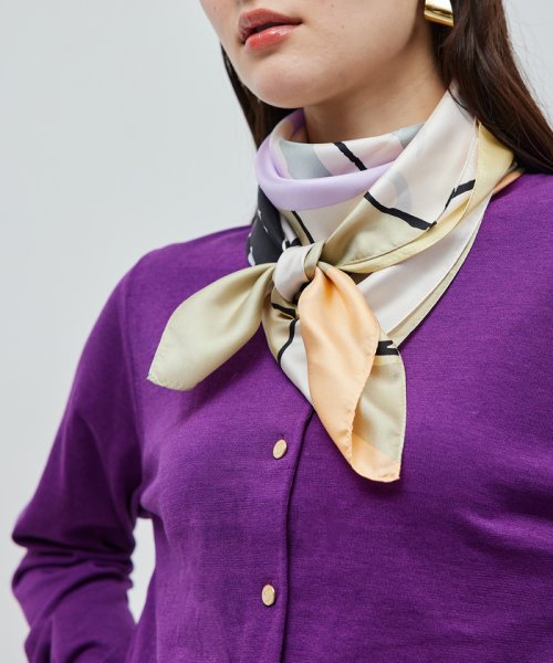 【24SS】ロートレックグラフィカルスカーフ【雑誌掲載】 ラベンダー系