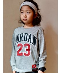 Jordan(ジョーダン)/キッズ(105－120cm) Tシャツ JORDAN(ジョーダン) JDB PRACTICE FLIGHT LS TEE/GRAY