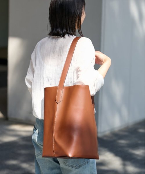 【LA SCAIA/ラスカイア】ビッグラウンドショルダー LA SCAIA/ラスカイア FRAMeWORK