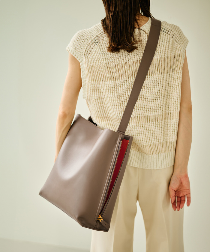 【WEB限定】【24SS】【E'POR】Y BAG Shoulder Large（サイドジップショルダーバッグ）