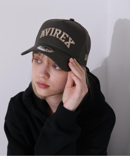 AVIREX(AVIREX)/《AVIREX × NEWERA》9FORTY A－FRAME LOGO CAP ADJUSTABLE / 9フォーティー Aフレーム ロゴ/オリーブ