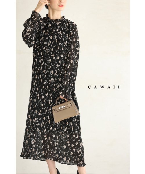 CAWAII(カワイイ)/細やかプリーツの小花柄ミディアムワンピース/ブラック