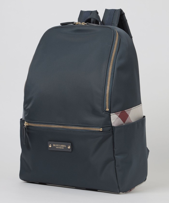 美品 BLUE LABEL ブルーレーベル クレストブリッジ リュック 美品 BLUE LABEL ブルーレーベル クレストブリッジ リュック