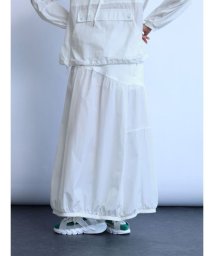 LASUD(ラシュッド)/フラップボタンバルーンスカート/ホワイト