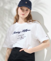 TOMMY HILFIGER(トミーヒルフィガー)/スクリプトロゴTシャツ/ホワイト