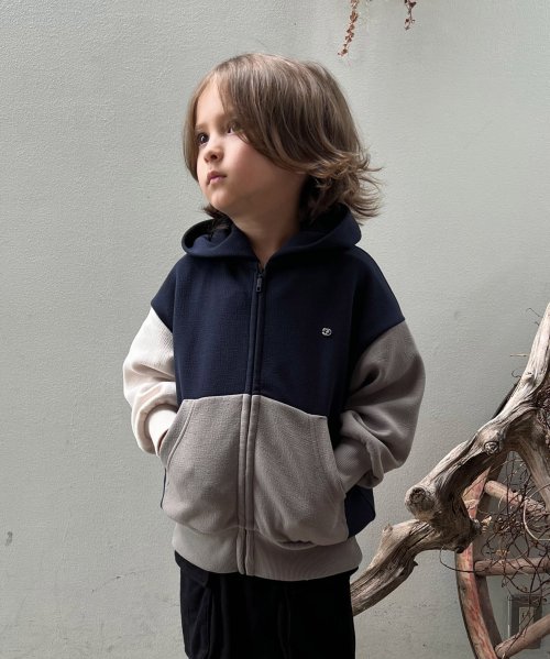 ECOBLUEダブルエアー長袖パーカー 人気・おすすめ｜安定人気・収納便利におすすめ 丁寧対応 配送追跡可 最短翌日到着可能