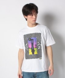 LEVI’S OUTLET/グラフィックTシャツ ホワイト SURREAL CLOCK/505897144