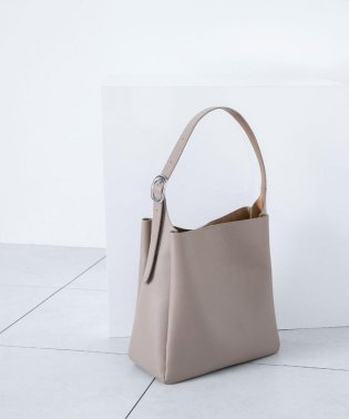 NATURAL BEAUTY BASIC/メタルバックルバルキーショルダーバッグ/505909960