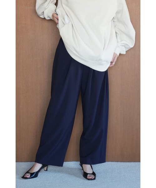 CLANE(クラネ)/BASIC TUCK PANTS/NAVY