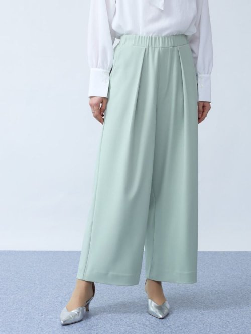フロントタックワイドストレートパンツ