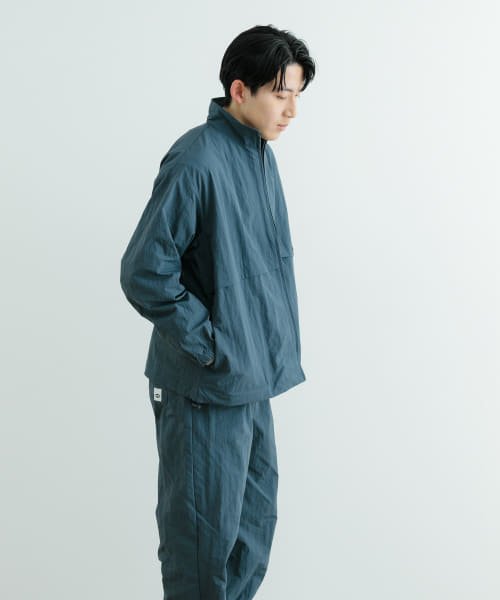 ITEMS URBANRESEARCH(アイテムズアーバンリサーチ（メンズ）)/ddp　Nylon Track Jacket/BLU